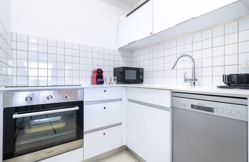 Jerusalem City Centre Apartment | Haneviim Court: 1BR Apartment in Jerusalem