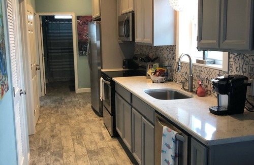 Mexico Beach Cottage | 🏖✈️ Hangar #13 ✈️🏖Pool! Pet Friendly Cottage in Mexico Beach 🐾 🐾