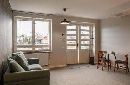 Hanko Apartment | Hangon Asema 5 - yksiö terassilla, ei yhtään porrasta