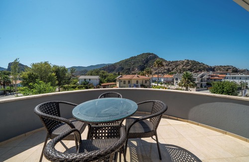 Dalyan City Center Villa | Hankelma 6 Bed Villa All Ensuite,Private Pool,Disabled Accessible,2Mins To Town