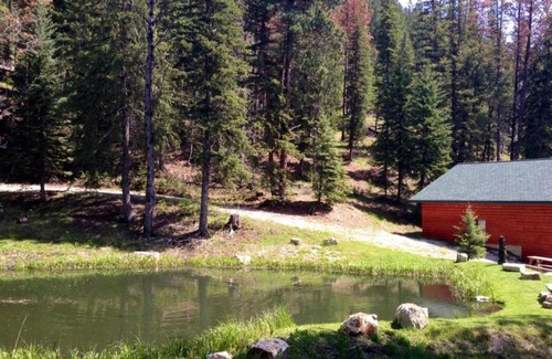 Cheyenne Crossing House | Hanna Creek Lodge