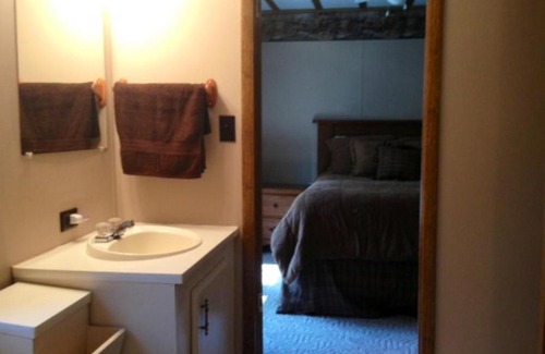 Cheyenne Crossing House | Hanna Creek Lodge