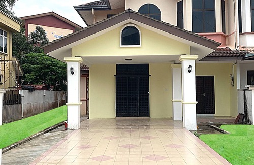 Kampung Guar Syed Alwi House | Hanna Homestay Kangar