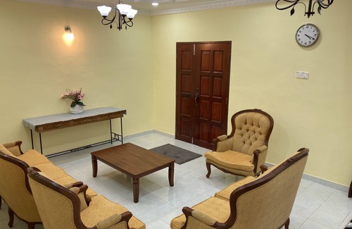 Kampung Guar Syed Alwi House | Hanna Homestay Kangar