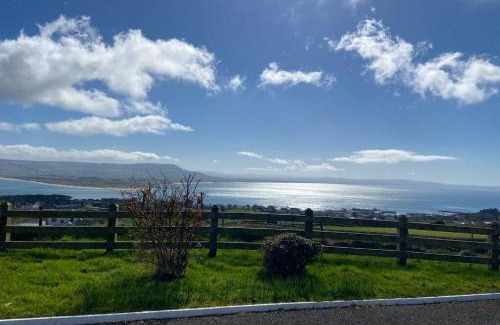 Greencastle House | Hannon’s Cottage - A piece of paradise
