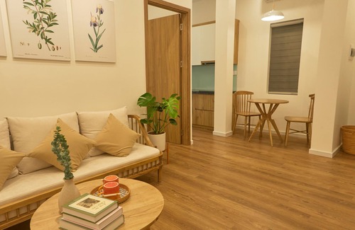 Truc Bach Hotel | Hanoi Shouten - Staycation