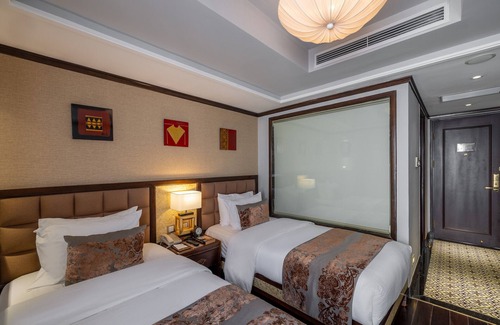 Hang Trong Hotel | Hanoi Solis Hotel