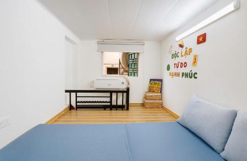 Hang Dao Apartment | Hanoian Traditional Stay - City view - Old Quarter