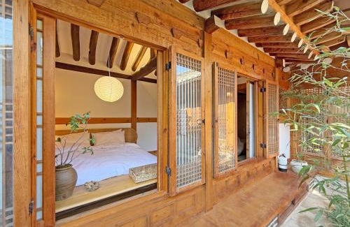 Gahoe-dong House | Hanok J'Nor