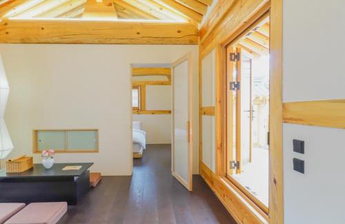 Gyeongju House | Hanok stay Jungwooga