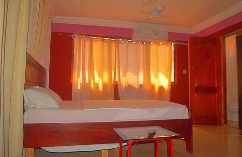 Accra Hotel | Hansonic Hotel