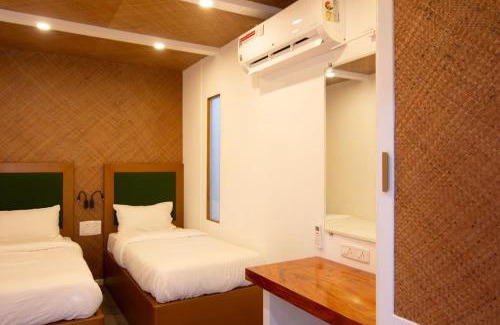 Valasaravakkam Bed & Breakfast | Hanu Reddy Residences - SPP Gardens