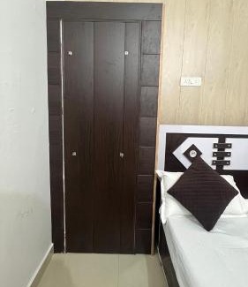 Ayodhya House | Hanumat Retreat