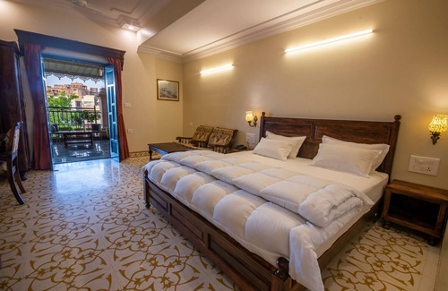Paota Hotel | Hanuwant Niwas