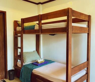 Catangnan Hostel | Hapitanan Siargao