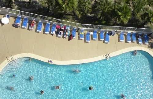 Orange Beach Condo | HAPPINESS COMES IN WAVES