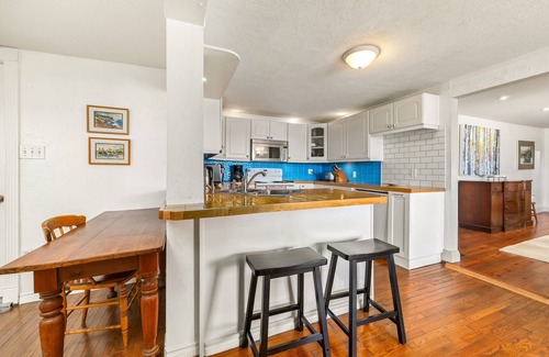 Waupoos House | Happiness Haven: Waterfront PEC House