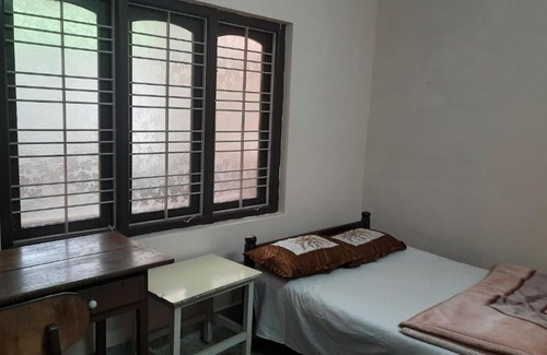 Stuart Hill Ski Chalet | Happiness homestay