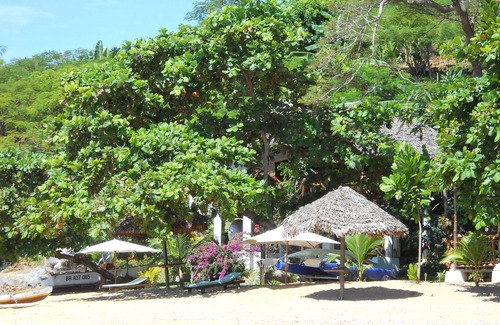 Nosy Komba House | Happiness under the coconut palms