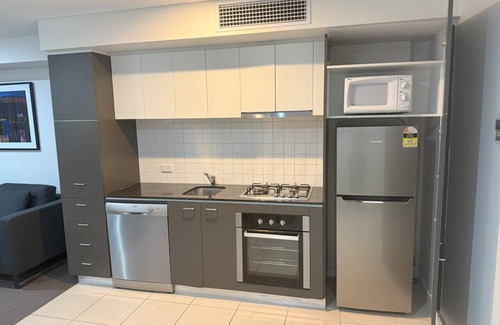 Adelaide Central Business District Apartment | Happy bnb suite on Adelaide CBD