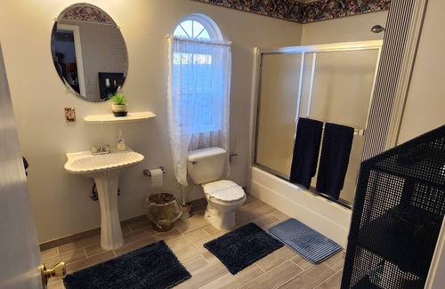 Harbor Springs Bed & Breakfast | Happy Days and Nights - Marquette