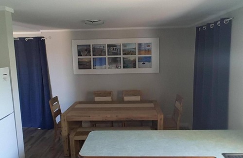 Leeman House | Happy Daze Beach House