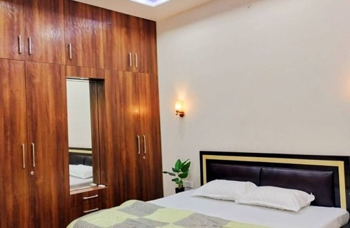 Greater Noida Villa | Happy Feet located at a green lush location at just 15 mins away from Expo Mart