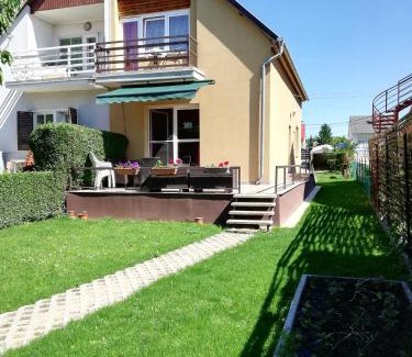 Gyenesdias Apartment | Happy Home Apartman
