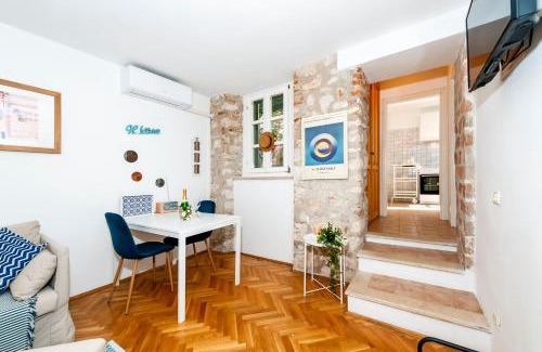 Rovinj Apartment | Happy House Bregovita by Irundo