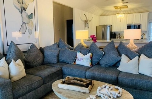 Galveston House | Happy House, minutes to the Beach!