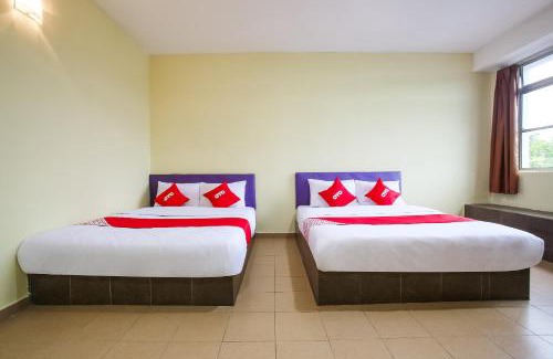 Banting Hotel | Happy Inn Hotel
