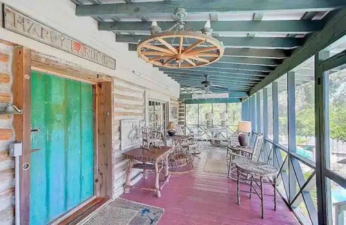 Folly Beach Cabin | Happy Landing, cheerful two bedroom cabin w/pool