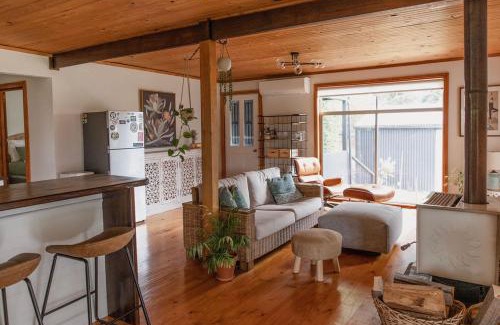 St Helens House | Happy Nomad