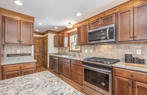 McHenry House | Happy Ours