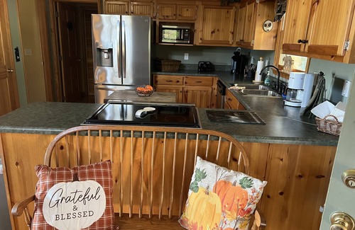 Hiawassee House | Happy Top Hideaway with Gorgeous Views!