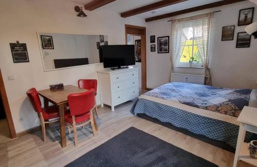 Oberau Apartment | Happy Trails, Cosy One Room Garten Apartment
