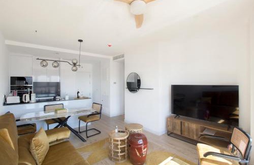Palma-Palmilla Apartment | Happy Travel Urban Sky 19c