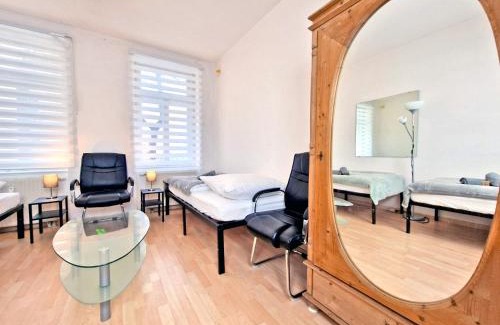 Neuschonefeld Apartment | HappySide o Monteure o Zentrumsnah o WLAN o 6 Einzelbetten