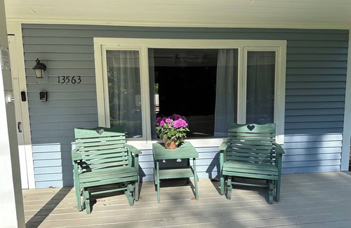 Harbert Cottage | Harbert Cottage ,5 minute drive or bike to the beach! Hot Tub and Pet Friendly