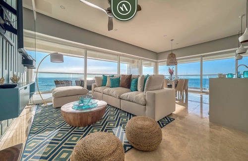 Las Glorias Apartment | Harbor 171 TN 305 Sum