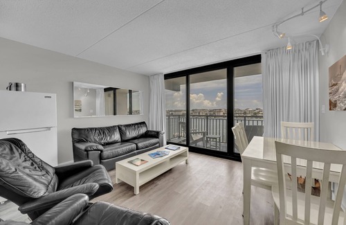 Wrightsville Beach Condo | Harbor Inn 405 - Fantastic sound front condo with ocean views!