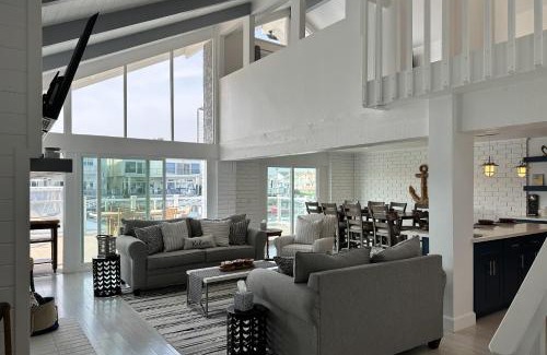 Channel Islands House | Harbor Living