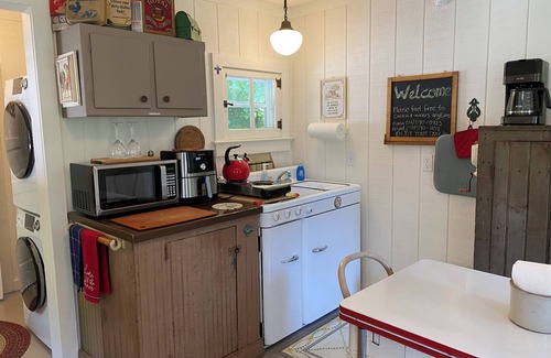 Harbor Springs Cottage | Harbor Springs Cottage In The Woods