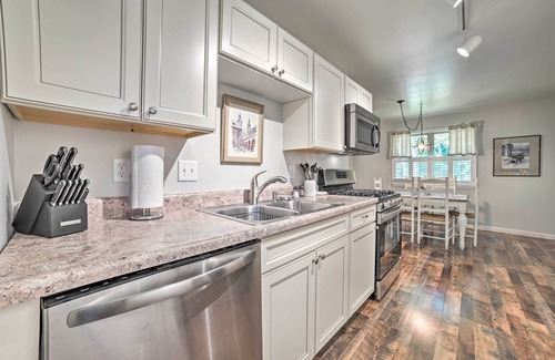 Harbor Springs House | Harbor Springs Winter Retreat ~ 6 Mi to Skiing!