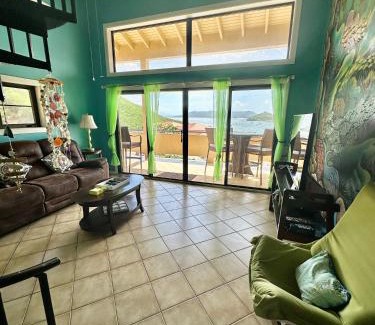 Red Hook House | Harbor View 2bed 1bath Loft In Downtown Red Hook!