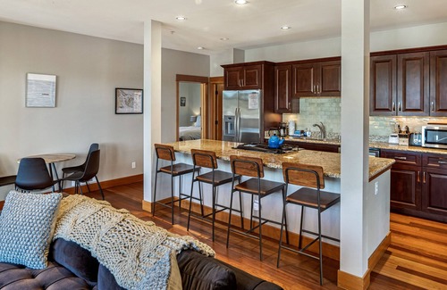 Friday Harbor Condo | Harbor View Condo in Downtown! Churchill Plaza #1
