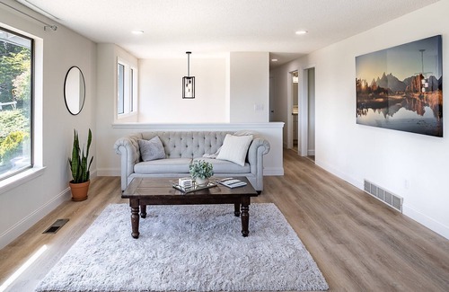 Gig Harbor House | Harbor Views, Enjoy Restaurants & More Nearby