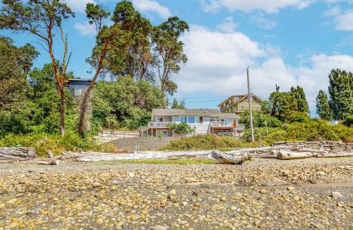Vashon Island House | Harborside Retreat