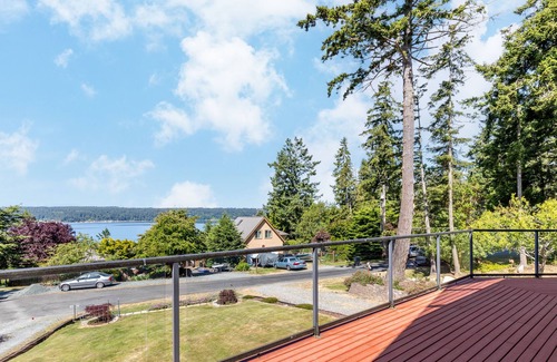 Langley House | Harborview Getaway - Views | Beach Access