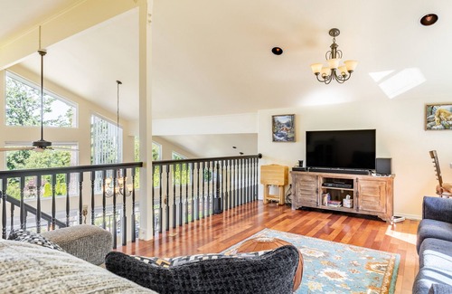 Langley House | Harborview Getaway - Views | Beach Access